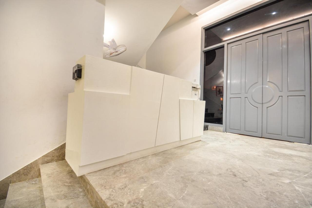 Oyo 46616 Hotel Abhinandan Jind Eksteriør bilde